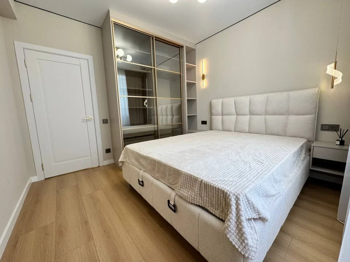 Apartament cu 1 cameră, 51 m²
